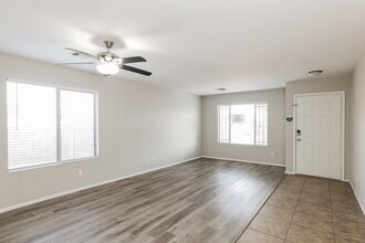 3626 N 131st Dr in Litchfield Park, AZ - Foto de edificio - Building Photo
