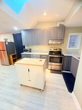 5900 Main St in Niagara Falls, ON - Building Photo - Building Photo