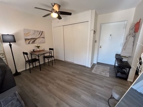 1 Lakeview Dr in Peekskill, NY - Foto de edificio - Building Photo