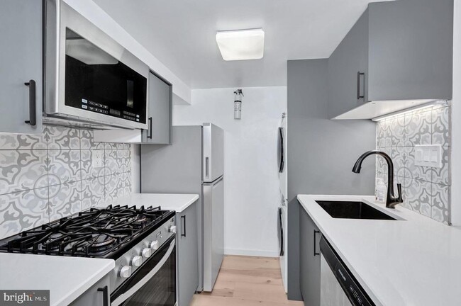property at 3513 T St NW