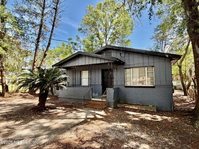 1348 Crestwood St in Jacksonville, FL - Building Photo - Building Photo