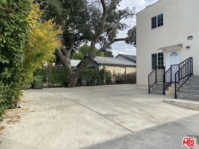 property at 8448 Fenwick St