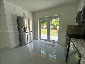 20627 NE 9th Pl in North Miami Beach, FL - Building Photo
