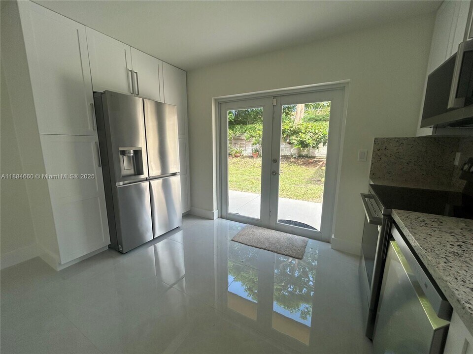 20627 NE 9th Pl in North Miami Beach, FL - Building Photo
