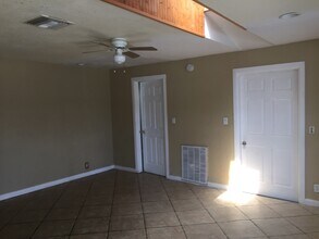 1485 NW 33rd Terrace in Fort Lauderdale, FL - Building Photo - Building Photo