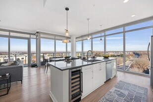 Element Southpark in Charlotte, NC - Building Photo