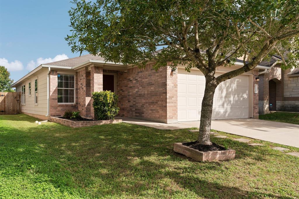 11509 Autumn Ash Dr in Manchaca, TX - Building Photo