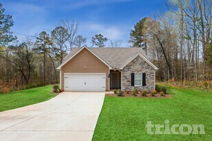 20 Pine Ridge Rd in Covington, GA - Building Photo