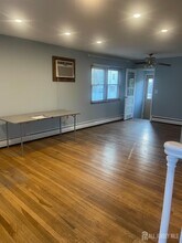 166 Bedford Ave in Woodbridge Township, NJ - Building Photo - Building Photo
