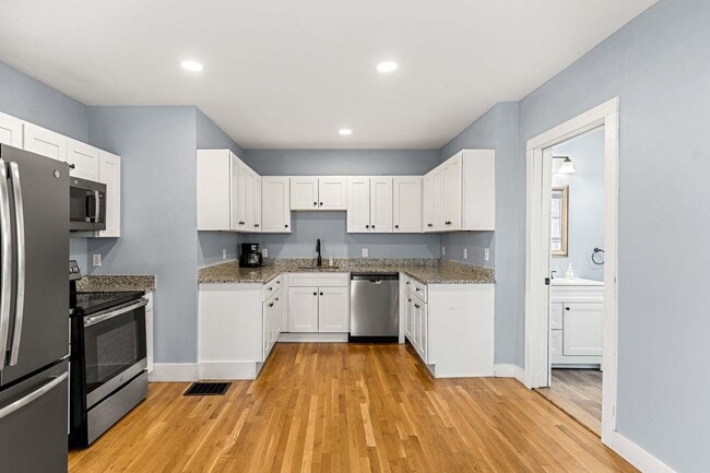 95 Rumford St in Concord, NH - Building Photo - Building Photo