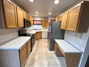 6620 131st St E in Puyallup, WA - Building Photo - Building Photo