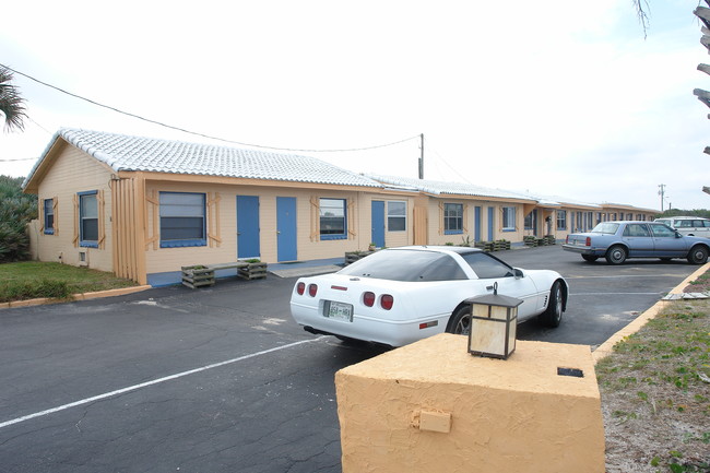 Ocean Shore Apartments in Ormond Beach, FL - Building Photo - Building Photo