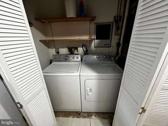 property at 4009 Timber Oak Trl