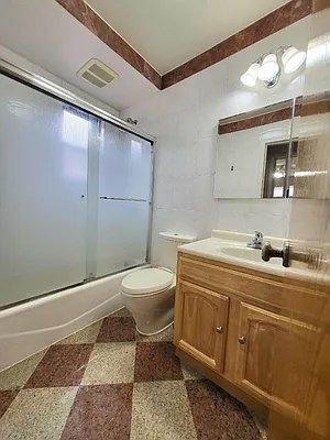 22-16 47th St in Queens, NY - Building Photo - Building Photo
