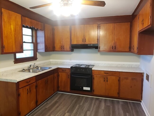 139 Cleveirvine Ave in Greenville, SC - Building Photo - Building Photo