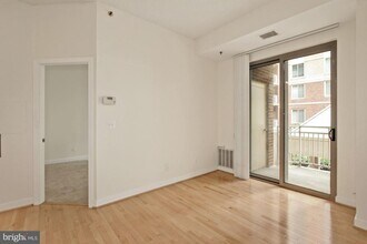 7500 Woodmont Ave in Bethesda, MD - Building Photo - Building Photo