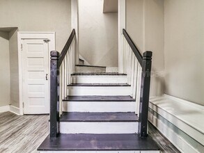 1740 NW 11th St-Unit -D in Oklahoma City, OK - Building Photo - Building Photo