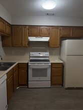 696 Tyner St in Fort Walton Beach, FL - Building Photo - Building Photo