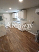 913 S 11th St in Kansas City, KS - Building Photo - Building Photo