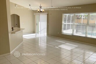 1142 Big Sky Dr in Zephyrhills, FL - Building Photo - Building Photo