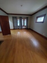 2463 N Bartlett Ave in Milwaukee, WI - Building Photo - Building Photo