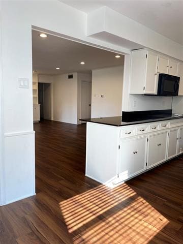 3831 Crestpark Dr in Farmers Branch, TX - Building Photo - Building Photo