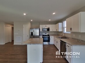 3001 Dartmoor Pl in White House, TN - Building Photo - Building Photo