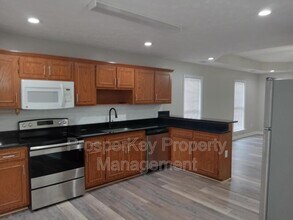 721 Pine Hill Ct in Phenix City, AL - Building Photo - Building Photo