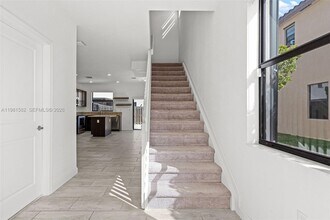 11363 SW 250th Ter in Princeton, FL - Building Photo - Building Photo