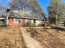 1493 Patterson St in Memphis, TN - Building Photo