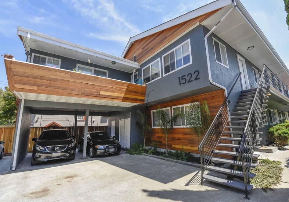 1522 Woolsey St in Berkeley, CA - Foto de edificio