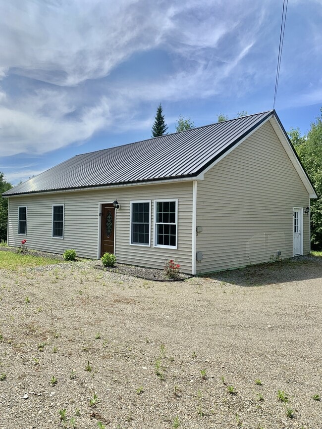 property at 16 Oak Ridge Ln