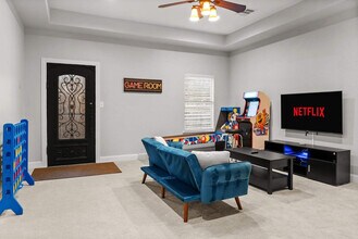 200 Cove Dr in Shady Shores, TX - Building Photo - Building Photo