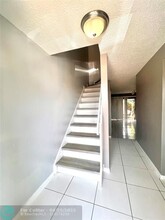 4157 NE 21st Terrace in Lighthouse Point, FL - Building Photo - Building Photo