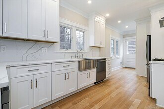 38 Sagamore Rd in Bronxville, NY - Building Photo - Building Photo