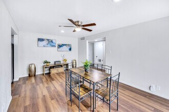 1713 W Hazelwood St in Phoenix, AZ - Building Photo - Building Photo