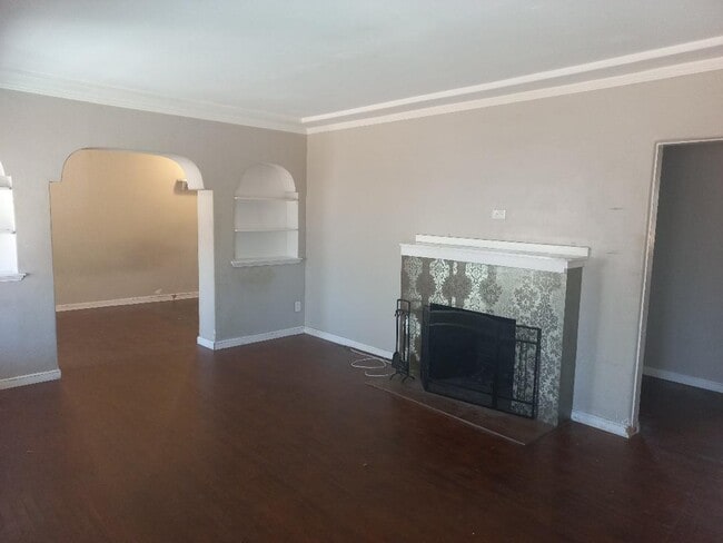 property at 743 Harris Ave