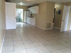 1104 NW 8th Ave in Fort Lauderdale, FL - Building Photo - Building Photo