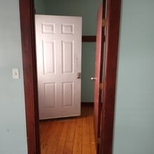 25 Newcomb Pl, Unit # 1 in Taunton, MA - Foto de edificio - Building Photo