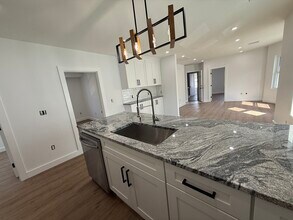 94-96-96 Francis St in Everett, MA - Building Photo - Building Photo