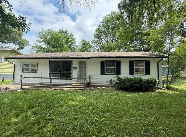 4107 Hardesty Ave