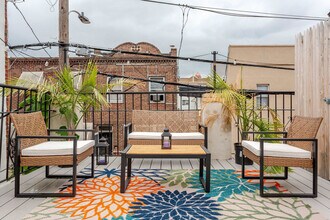 1816 S 9th St in Philadelphia, PA - Building Photo - Building Photo