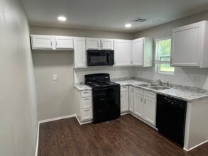 509 NW 91st St in Oklahoma City, OK - Building Photo - Building Photo