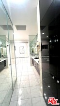 1719 N Orange Grove Ave in Los Angeles, CA - Building Photo - Building Photo