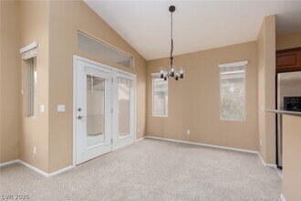 7382 W Shelbourne Ave in Las Vegas, NV - Building Photo - Building Photo