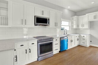 410 Bolden St in Houston, TX - Building Photo - Building Photo