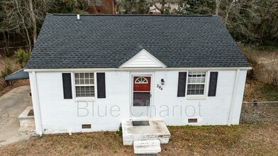 204 Red Oak Ave in Durham, NC - Building Photo - Building Photo