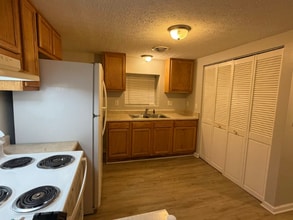 808 N Main St in Salem, IN - Building Photo - Building Photo