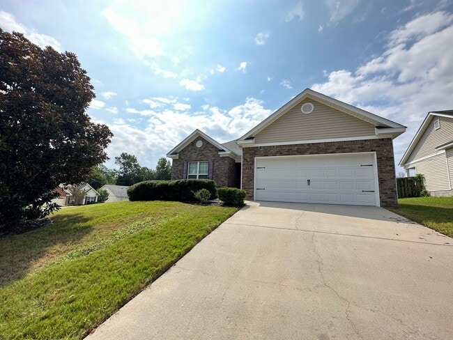property at 913 Arbor Springs Cir