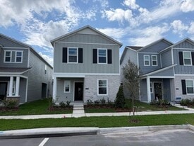 5195 Loyalty Dr in St. Cloud, FL - Building Photo